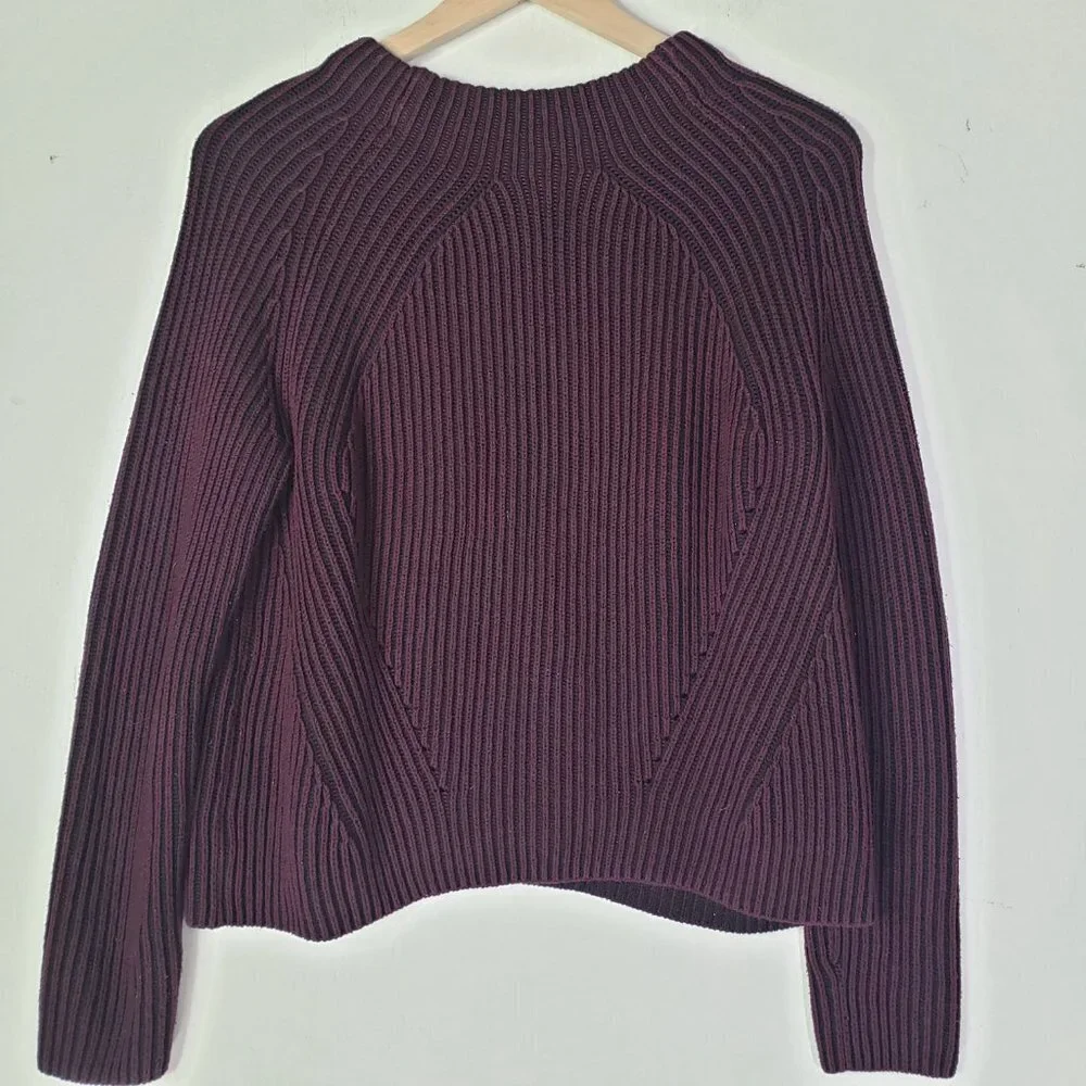 Athleta Rockland Cable Knit Sweater S Auberge Black‎ Purple Chunky